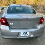 2013 Dodge Avenger SE full