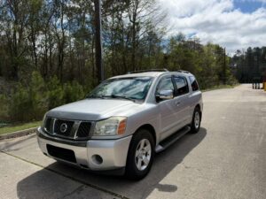 2004 Nissan Armada SE