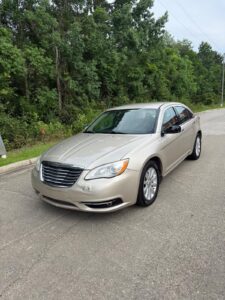 2013 CHRYSLER 200