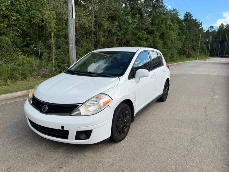 2012 NISSAN VERSA