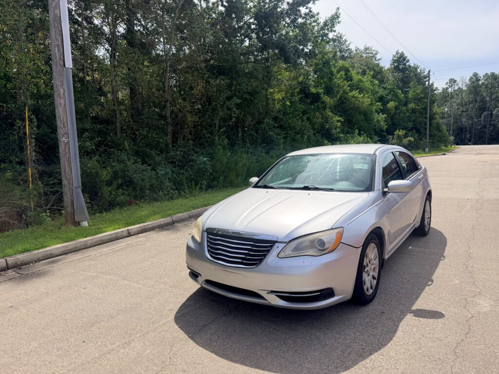 2012 CHRYSLER 200 LX