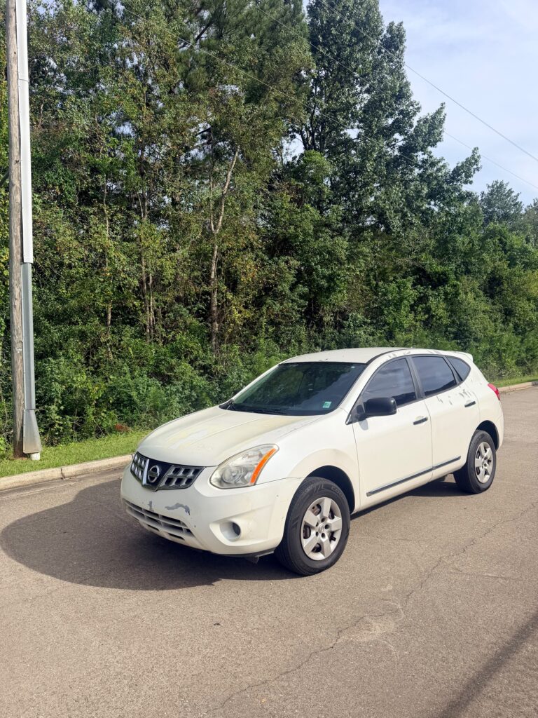 2013 NISSAN ROUGE S